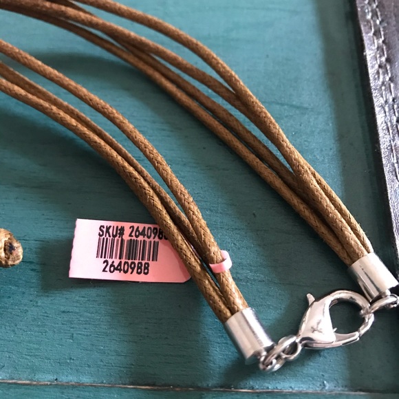 🤎💛 Fun Statement Necklace 💛🤎 - Picture 3 of 7